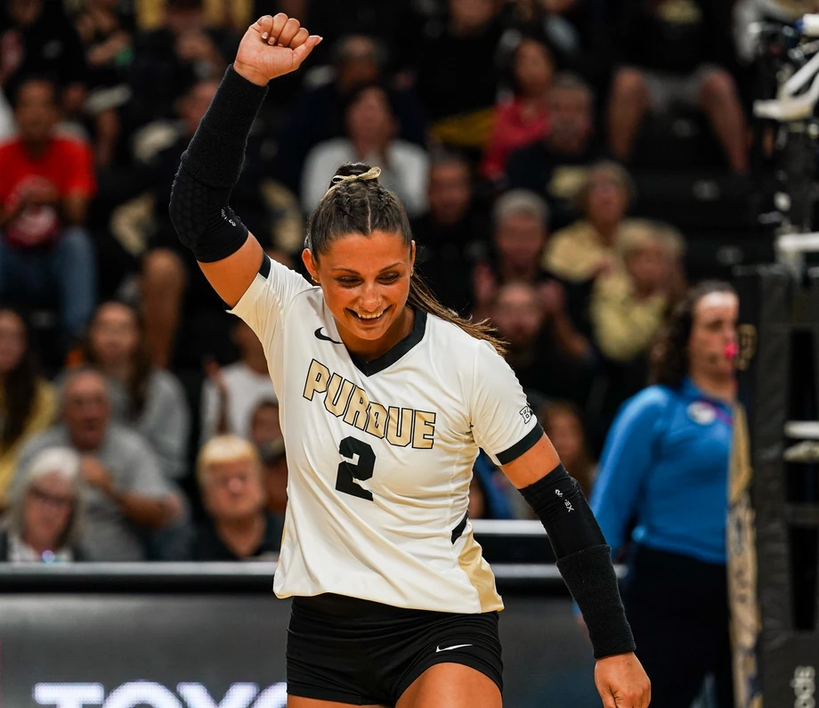 Chloe Chicoine during a match
